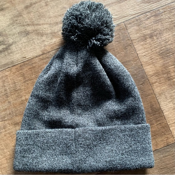 Tommy Hilfiger pom top knit hat - Picture 2 of 4
